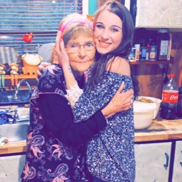 Meet your Posher, Megan - Picture 1 of 1